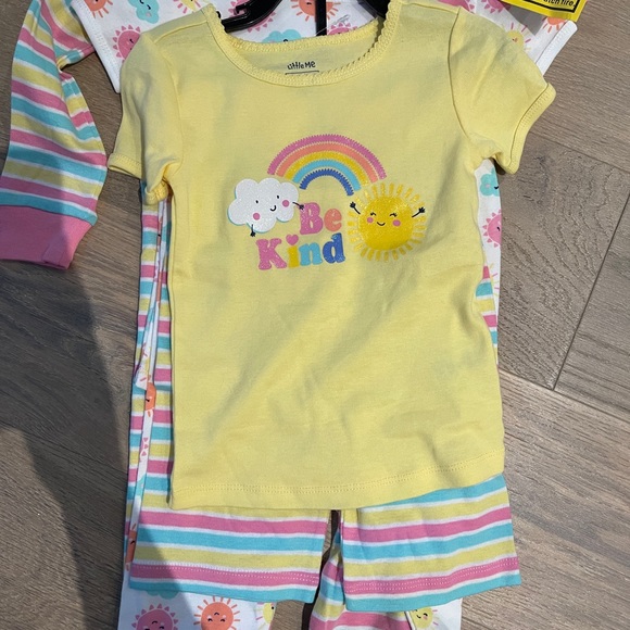 Girls pajama bundle - Picture 3 of 4